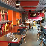 里昂中心汇宜必思尚品酒店 酒店