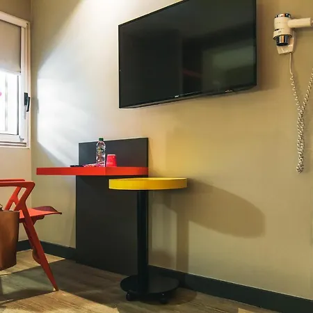 Ibis Styles Centre Confluence 3* Lyon