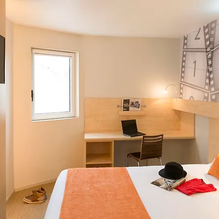 Ibis Styles Centre Confluence 3* Lyon