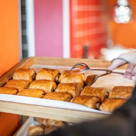 Ibis Styles Centre Confluence Hotel