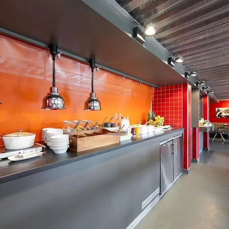 Hotel Ibis Styles Centre Confluence