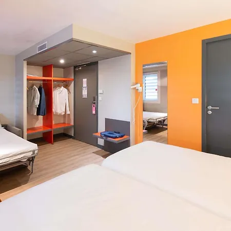 Ibis Styles Centre Confluence 3*