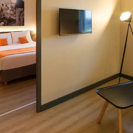 Ibis Styles Centre Confluence Hotel 3*