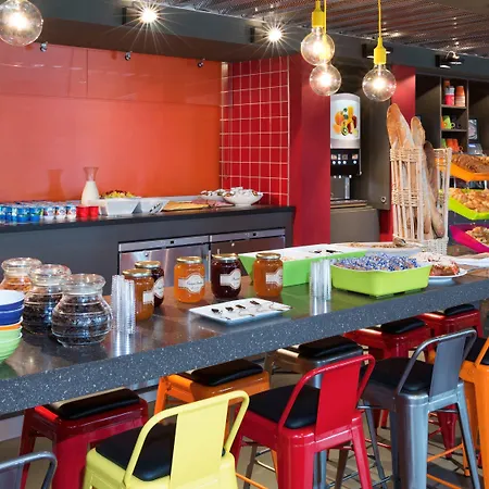 Ibis Styles Centre Confluence 3*