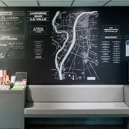 Hotel Ibis Styles Centre Confluence Lione
