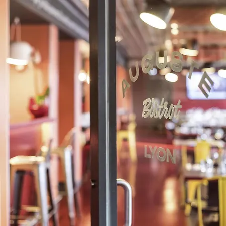 Ibis Styles Centre Confluence