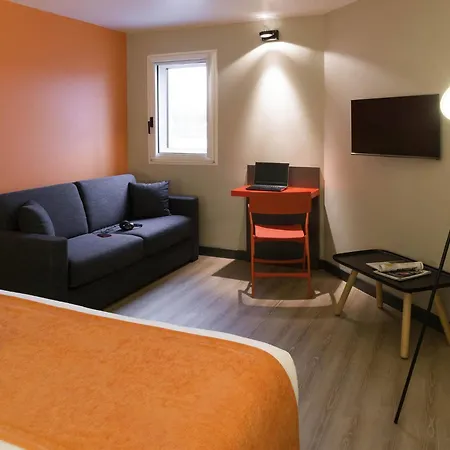 Ibis Styles Centre Confluence 3*