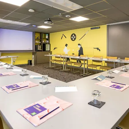 Ibis Styles Centre Confluence Hotel 3*