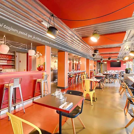 Ibis Styles Centre Confluence 3* ליון