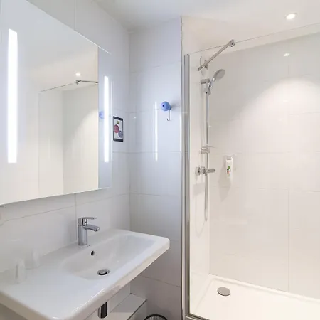 Hotel Ibis Styles Centre Confluence