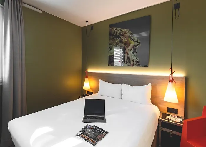 Ibis Styles Centre Confluence Ξενοδοχείο 3*