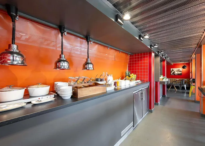 Otel Ibis Styles Centre Confluence