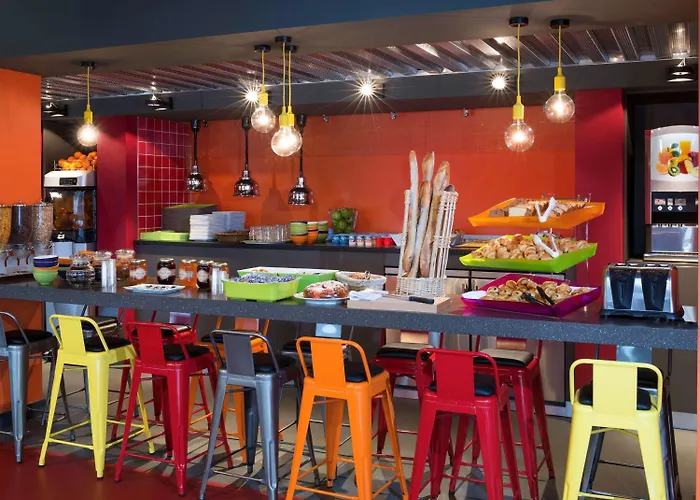 Otel Ibis Styles Centre Confluence 3*