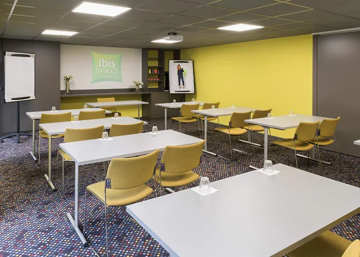 Ibis Styles Centre Confluence Otel