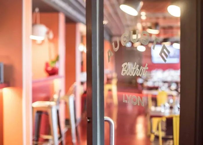 Ibis Styles Centre Confluence Otel