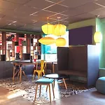 Otel Ibis Styles Centre Confluence 3*