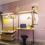 Ibis Styles Centre Confluence Otel 3*