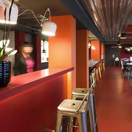 Ibis Styles Centre Confluence 3*