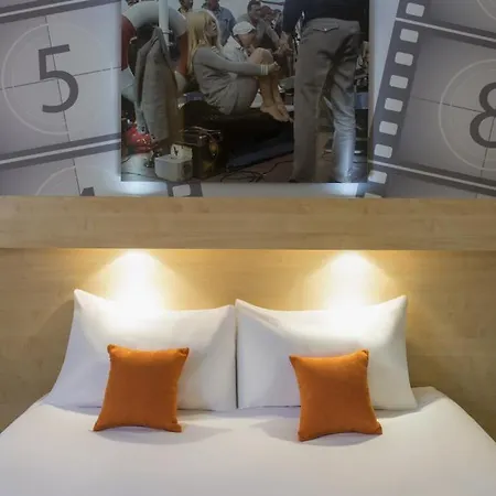 Ibis Styles Centre Confluence 3*
