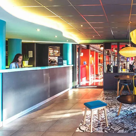 Ibis Styles Centre Confluence Hotel 3*