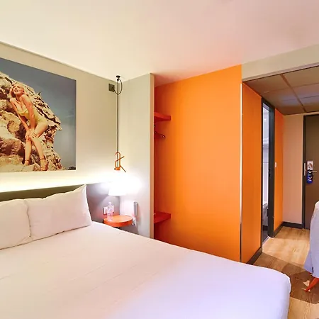 Ibis Styles Centre Confluence 3* Lyon