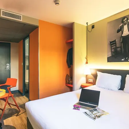 Ibis Styles Centre Confluence Otel 3*