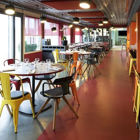 Otel Ibis Styles Centre Confluence 3*
