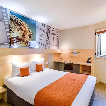 Otel Ibis Styles Centre Confluence