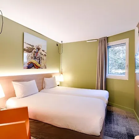 Ibis Styles Centre Confluence 3* Λυών