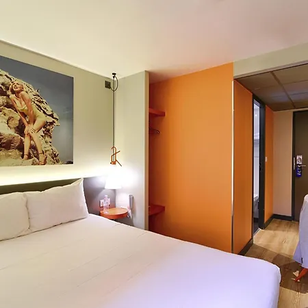 Ibis Styles Centre Confluence 3*