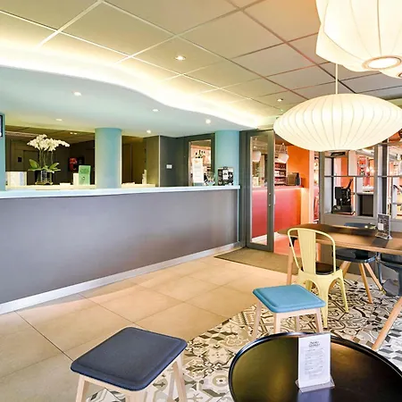 Hotel Ibis Styles Centre Confluence 3*